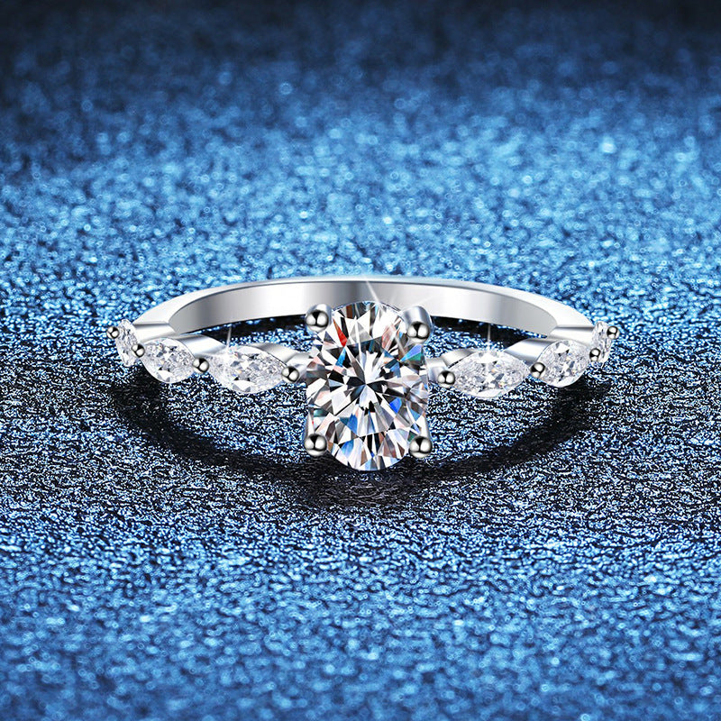 1 Carat Moissanite Ring – S925 Silver High-End Anniversary Jewelry