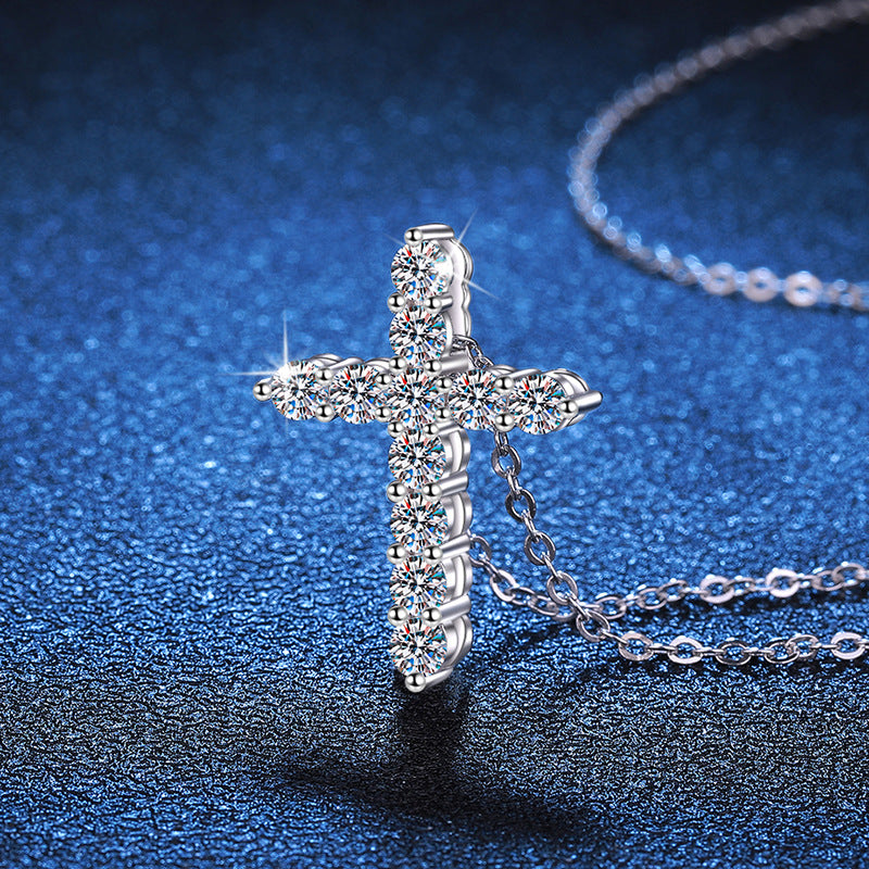 cross necklace with moissanite